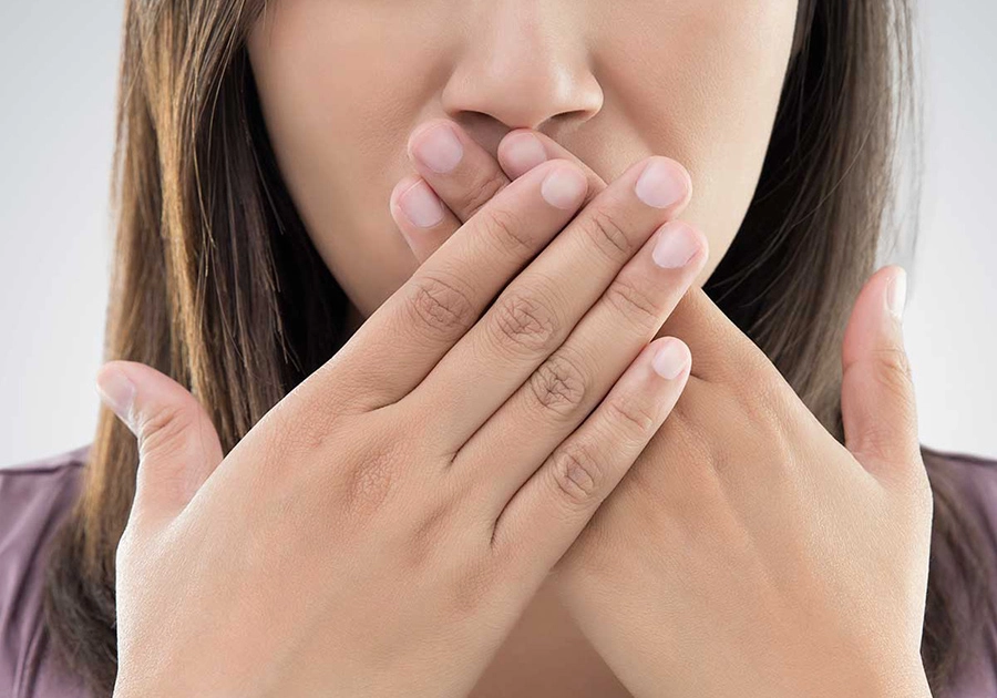 Behandlung von Mundgeruch/Halitosis beim Zahnarzt